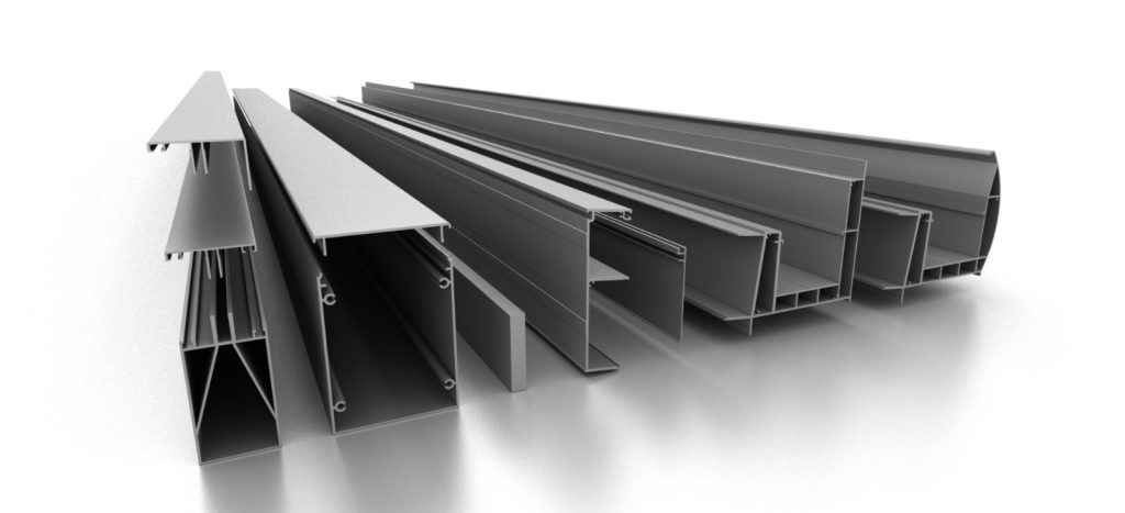 Render przedstawiający przekroje profili konstrukcyjnych stosowanych w tarasach aluminiowych