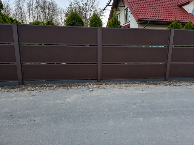 ogrodzenie stalowe modern drewnopodobne (2)